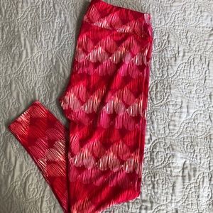 Red heart Lularoe Tall and Curvy